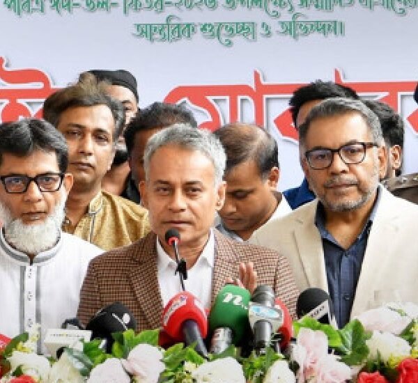 স্বস্তিদায়ক ঈদযাত্রা নিশ্চিত করতে সক্ষমতার সবটুকু ব্যবহার করা হয়েছে: রেলমন্ত্রী