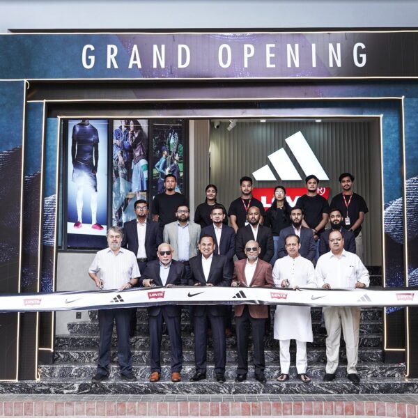 চট্টগ্রামে ইস্পাহানি সেন্টারে অ্যাডিডাস, নাইকি ও লিভাইসের মাল্টি-ব্র্যান্ড আউটলেট&hellip;