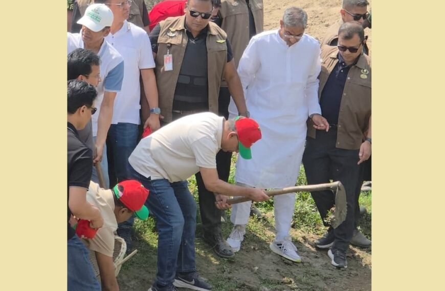 দেশব্যাপী নদী-নালা ও খাল পুনঃখনন…