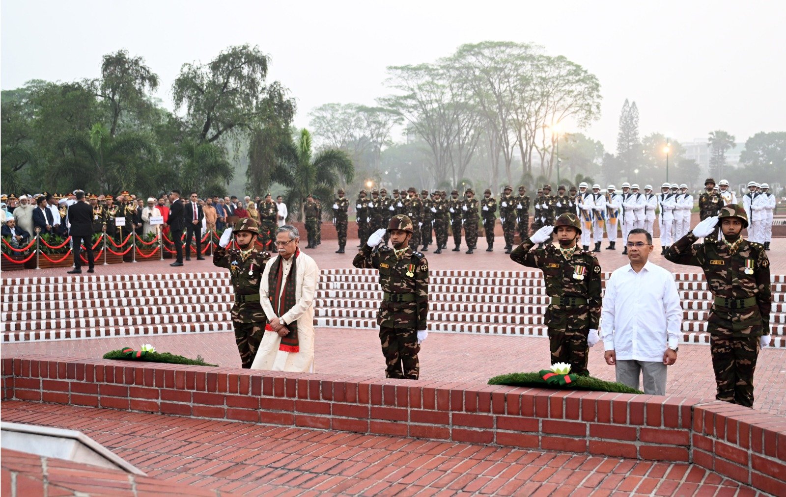 স্বাধীনতা দিবসে জাতীয় স্মৃতিসৌধে রাষ্ট্রপতি ও প্রধানমন্ত্রীর শ্রদ্ধা নিবেদন