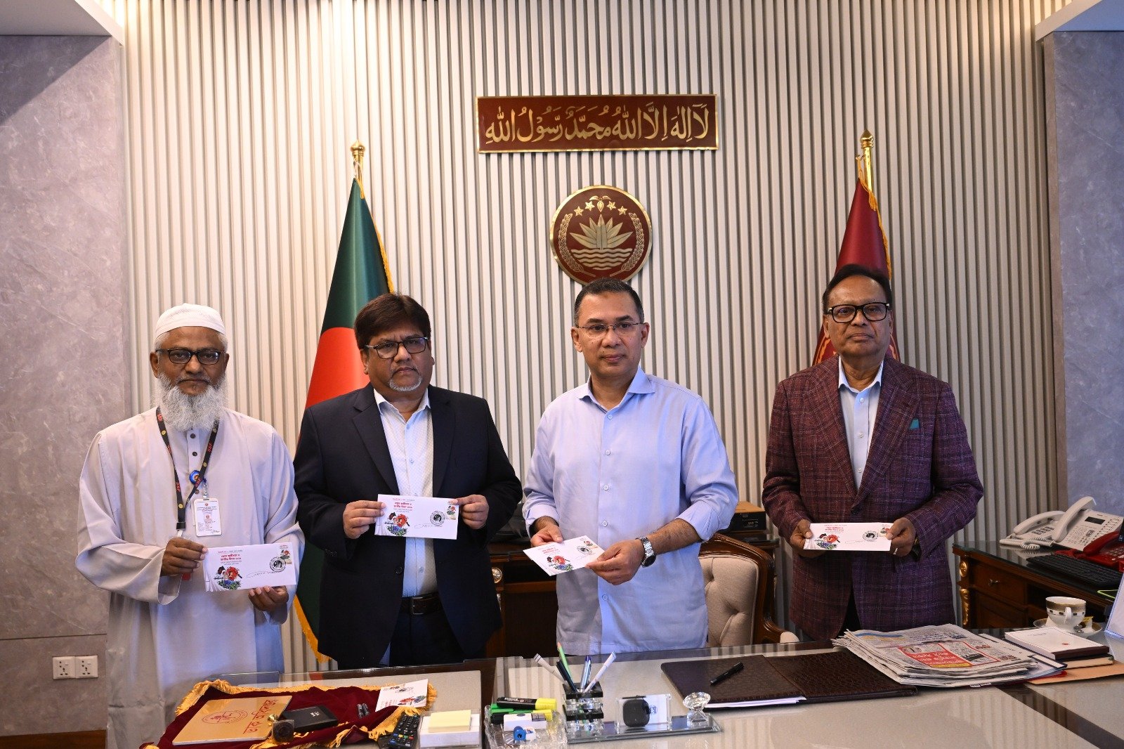 মহান স্বাধীনতা দিবস উপলক্ষে স্মারক ডাকটিকিট ও বিশেষ সিলমোহর উদ্বোধন করলেন প্রধানমন্ত্রী তারেক রহমান