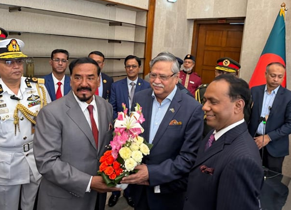 ত্রয়োদশ জাতীয় সংসদের স্পিকার নির্বাচিত হলেন মেজর (অব.) হাফিজ উদ্দিন আহমদ (বীর বিক্রম), ডেপুটি স্পিকার কায়সার কামাল