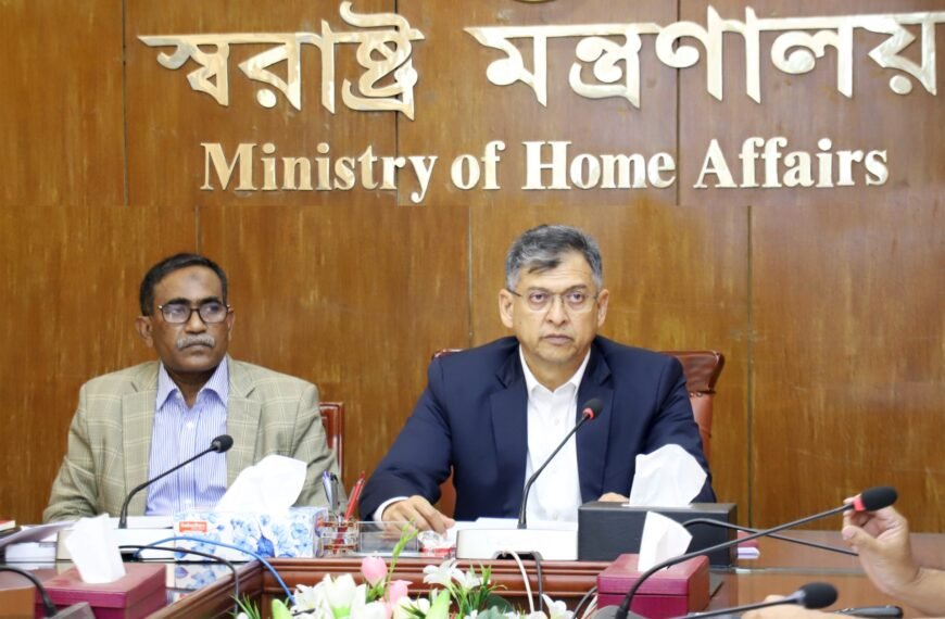 শীর্ষ সন্ত্রাসী-চাঁদাবাজদের বিরুদ্ধে শীঘ্রই ব্যবস্থা নেয়া হবে-&hellip;