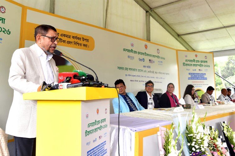 সংকট এড়াতে ছয় মাসের প্রয়োজনীয়&hellip;