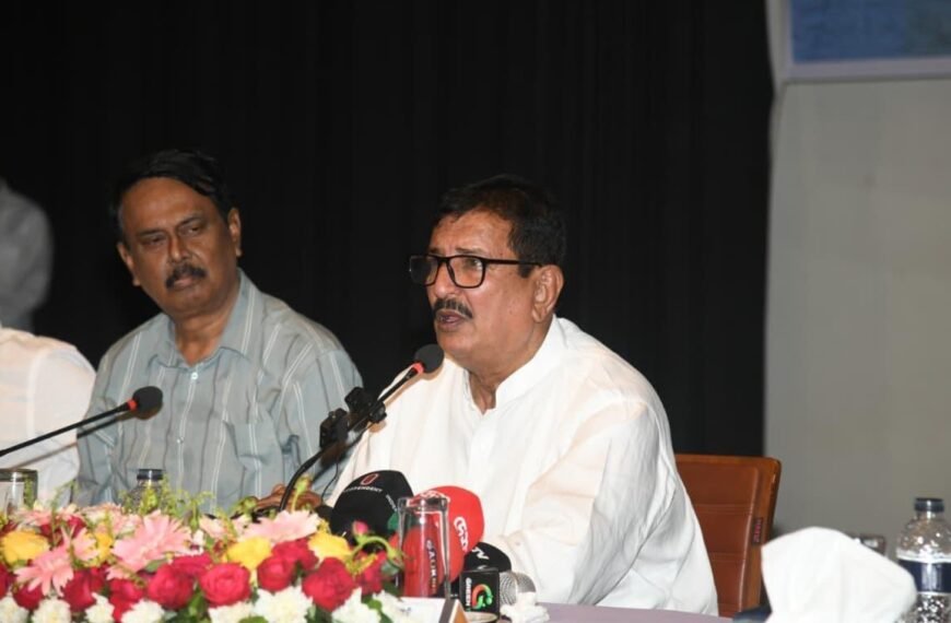 সরকারি জলমহাল ইজারায় প্রকৃত জেলেদের…