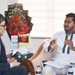 প্রবাসী কল্যাণ ও বৈদেশিক কর্মসংস্থান প্রতিমন্ত্রীর সাথে সাক্ষাৎ করলেন বাংলাদেশে নিযুক্ত সিঙ্গাপুর হাইকমিশনের চার্জ ডি অ্যাফেয়ার্স