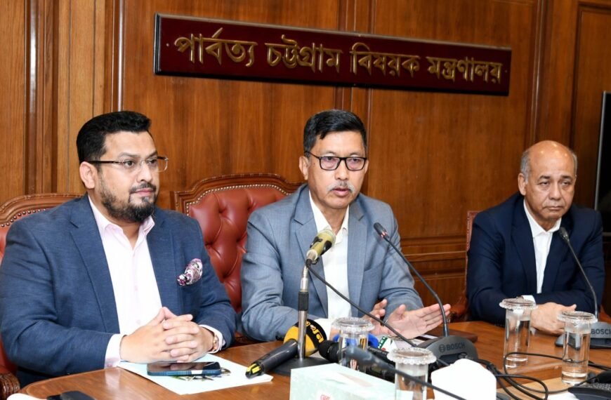 প্রতিটি সম্প্রদায়ের নিজস্ব স্বকীয়তায় উৎসব&hellip;