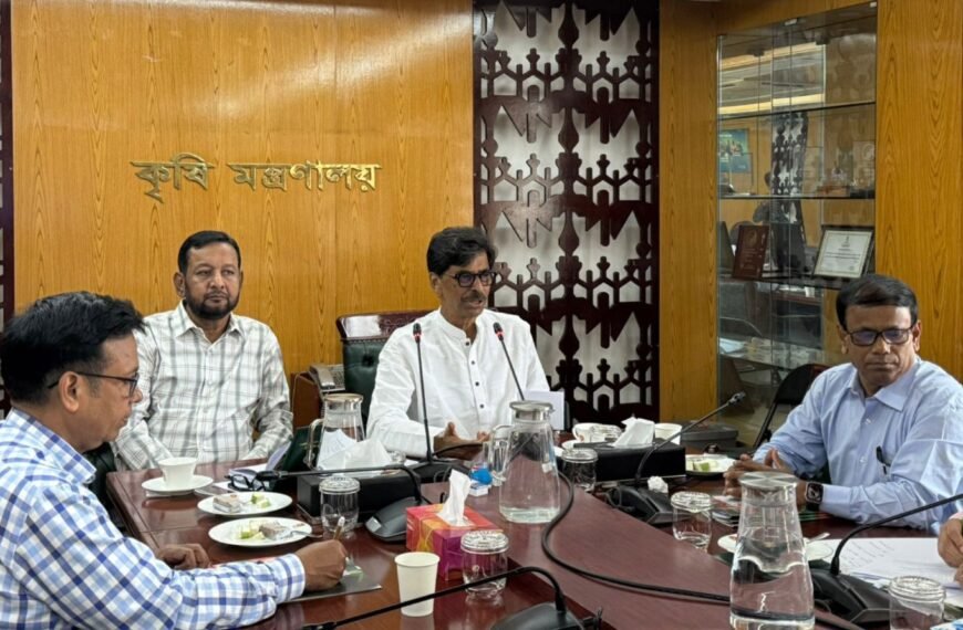 হাওড়াঞ্চলের ধান যথাসময়ে কাটার জন্য&hellip;