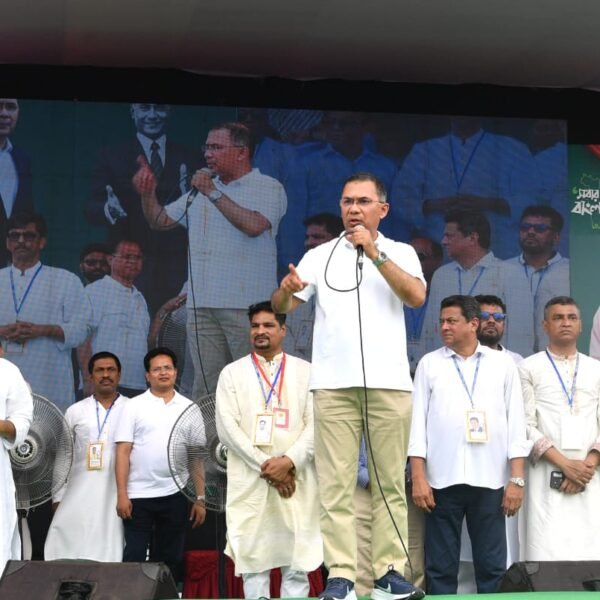 কুমিল্লাকে বিভাগ করার প্রতিশ্রুতি দিলেন প্রধানমন্ত্রী তারেক রহমান