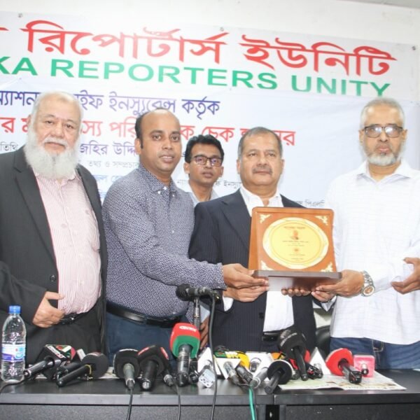 আধুনিক গণমাধ্যম কমিশন গঠনের পরিকল্পনা করছে সরকার: তথ্যমন্ত্রী জহির উদ্দিন স্বপন