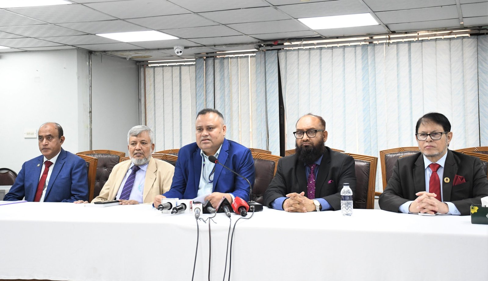 ইসলামী ব্যাংককে আগের মর্যাদায় ফিরিয়ে আনতে কাজ করবে নতুন প্রতিনিধি