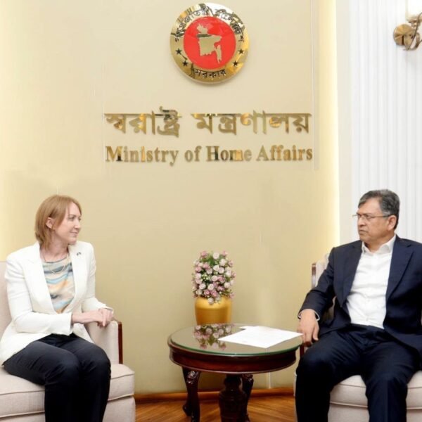 রোহিঙ্গা ও স্থানীয় জনগোষ্ঠীর জন্য ১৩৭ কোটি টাকার সহায়তা&hellip;