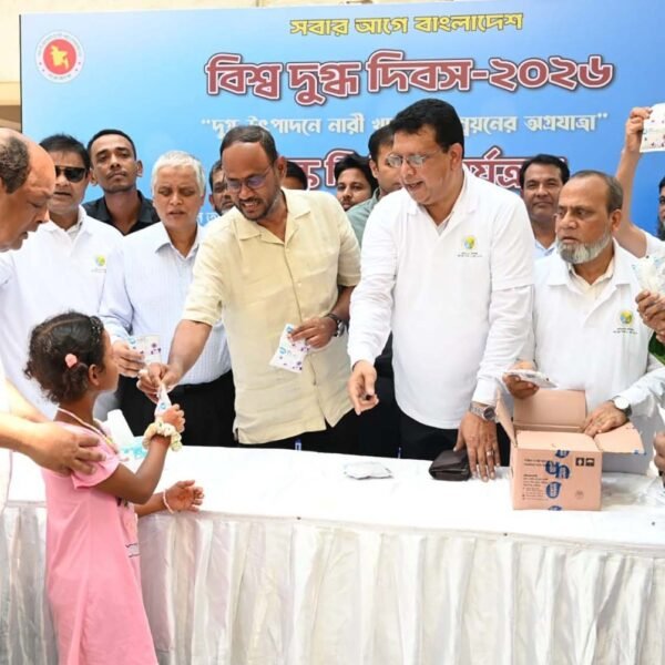 দুধ উৎপাদন বাড়িয়ে আমদানি নির্ভরতা কমাতে হবে: মৎস্য ও…