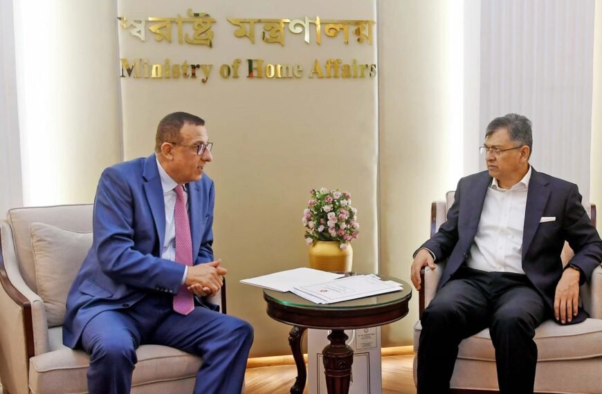 স্বরাষ্ট্রমন্ত্রীর সঙ্গে সৌজন্য সাক্ষাৎ করলেন&hellip;