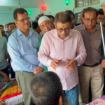 সাতক্ষীরায় আকস্মিক হাসপাতাল পরিদর্শনে স্বাস্থ্যমন্ত্রী