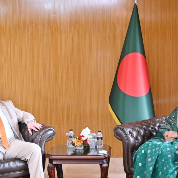 জ্বালানি, বাণিজ্য ও ঔষধশিল্পে সম্পর্ক জোরদার করবে বাংলাদেশ ও&hellip;