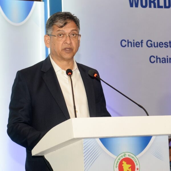 মানবপাচার ও অনলাইন স্ক্যাম প্রতিরোধে কঠোর অবস্থানে সরকার: স্বরাষ্ট্রমন্ত্রী