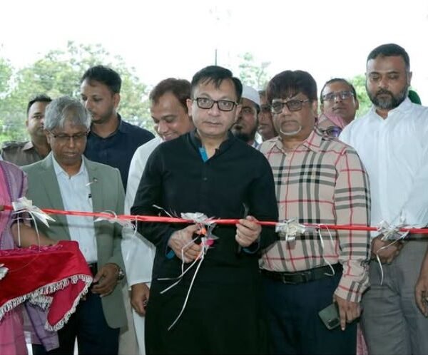 পাঁচ দিনব্যাপী বিসিক বর্ষামেলার উদ্বোধন করলেন শিল্পমন্ত্রী