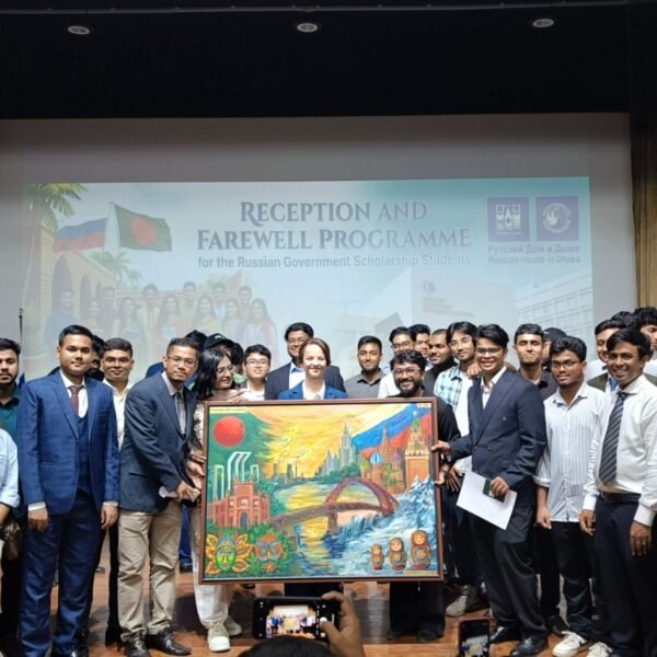 রাশিয়ায় যাত্রা শুরুর আগে পাসপোর্ট ও ভিসা গ্রহণ করলেন&hellip;