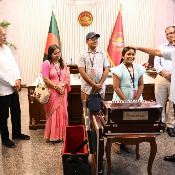 প্রধানমন্ত্রী তারেক রহমানের সঙ্গে দেখা করে স্বপ্নপূরণ অনুশ্রীর, মিলল&hellip;