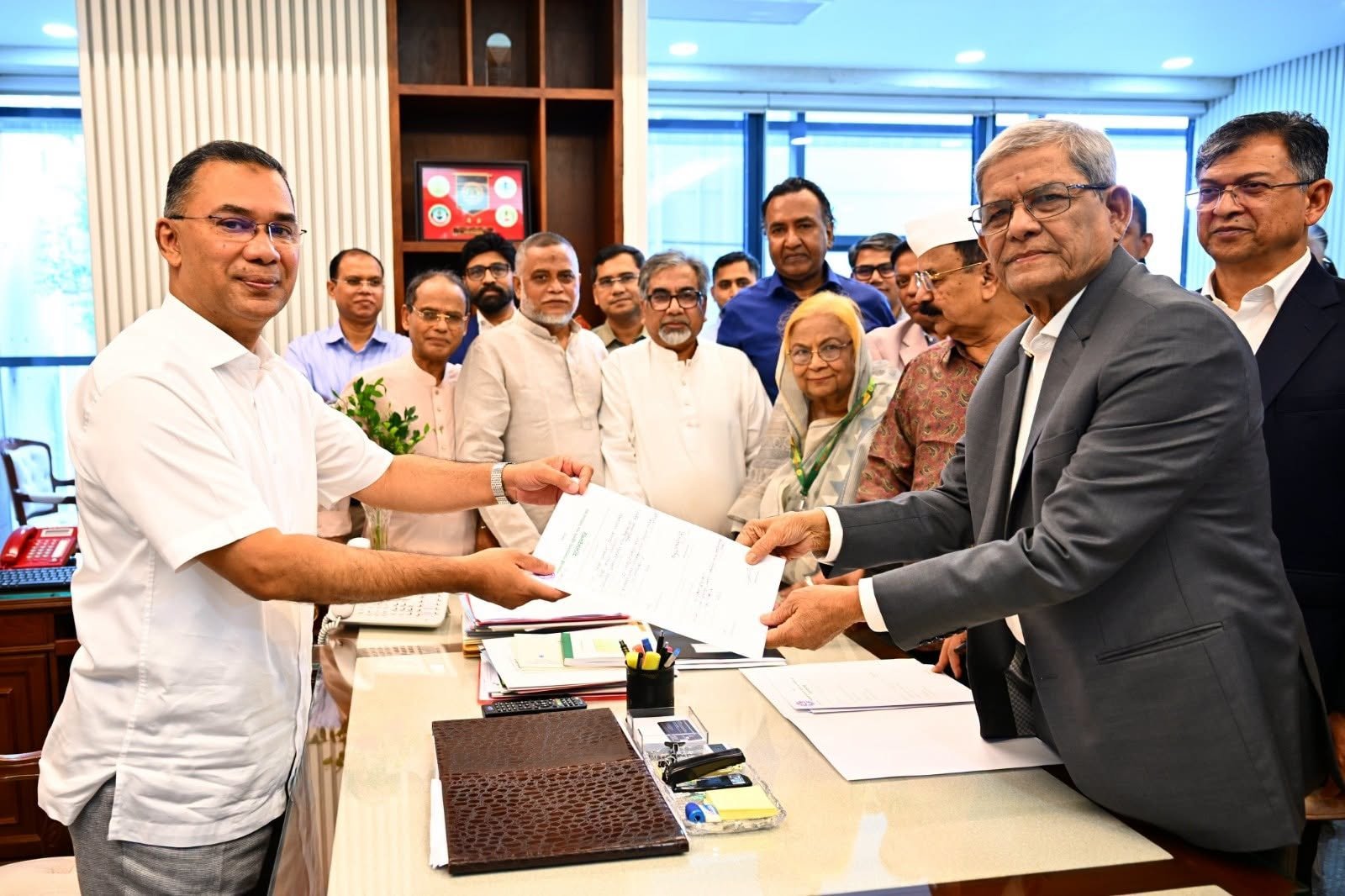 রাষ্ট্রপতি পদে বিএনপির প্রার্থী মির্জা ফখরুল ইসলাম আলমগীরকে বেছে নিলেন প্রধানমন্ত্রী তারেক রহমান