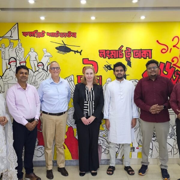 এনসিপির কাছে জাতীয় জরিপ প্রতিবেদন হস্তান্তর করল আইআরআই
