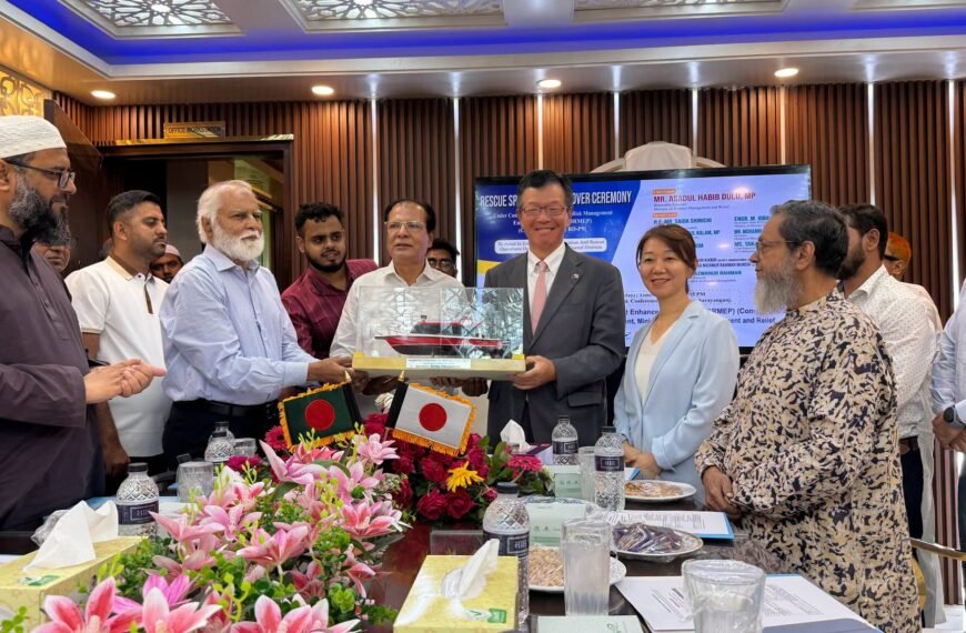 দুর্যোগ মোকাবিলায় বাংলাদেশকে ১২টি উদ্ধারকারী…