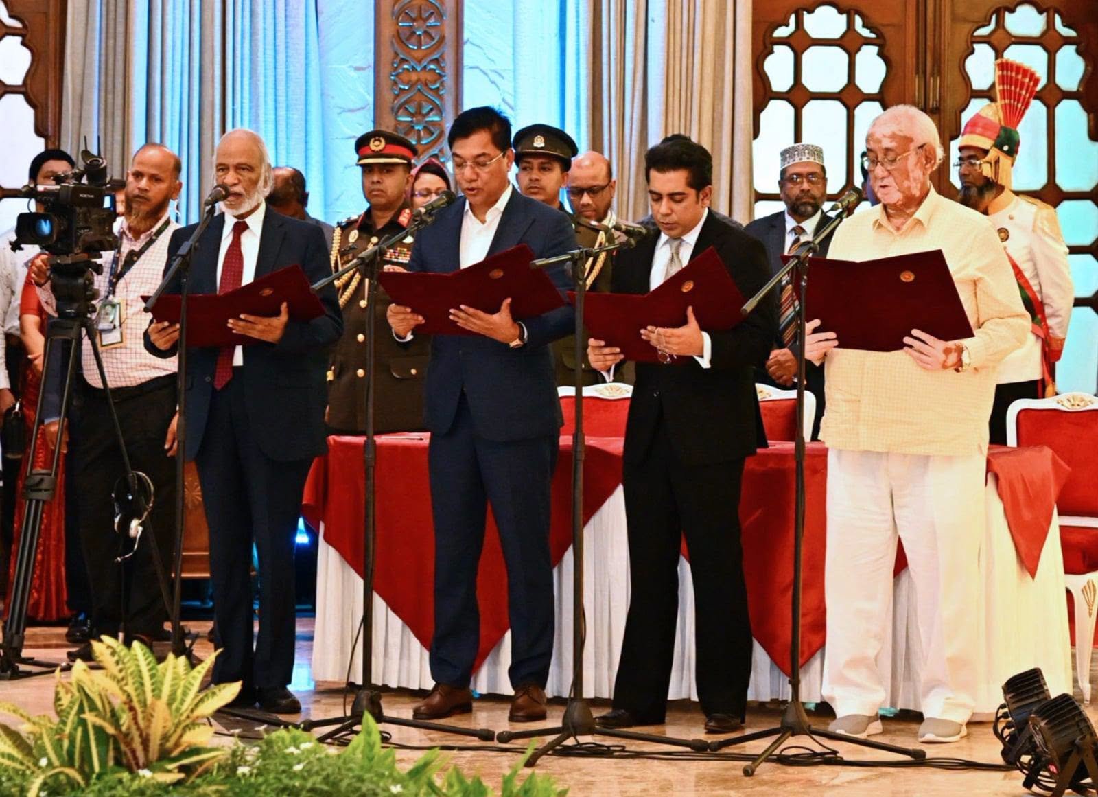 মন্ত্রিসভায় বড় রদবদল, শপথ নিলেন ৪ মন্ত্রী ও ২ প্রতিমন্ত্রী