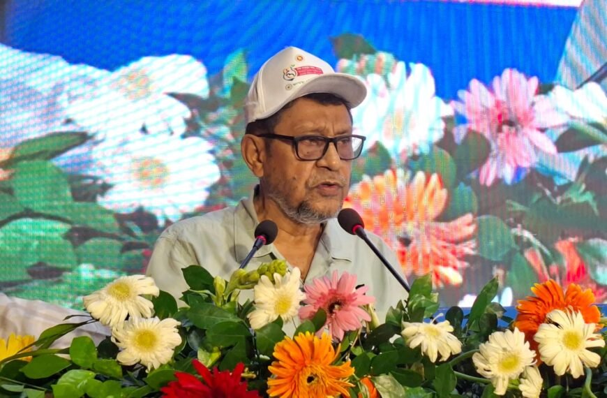 শিশুদের সুস্বাস্থ্যে মায়ের দুধের বিকল্প নেই: স্বাস্থ্যমন্ত্রী
