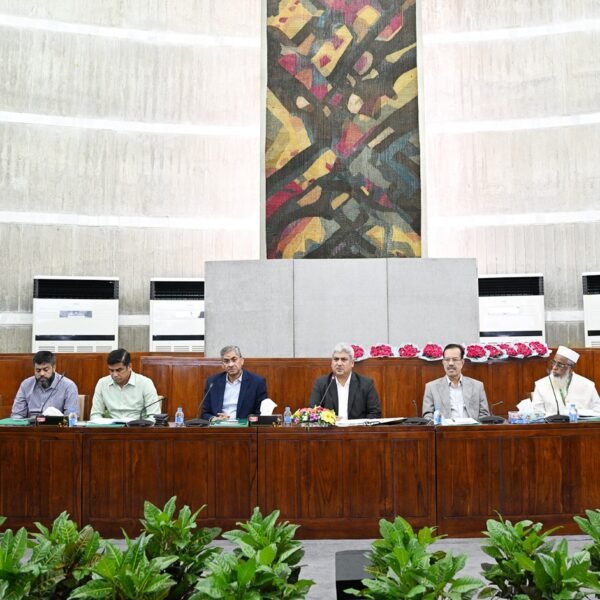 ত্রয়োদশ জাতীয় সংসদের পানি সম্পদ মন্ত্রণালয় সম্পর্কিত স্থায়ী কমিটির…