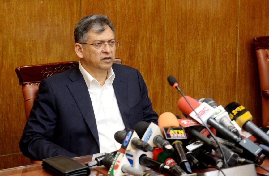 আইনশৃঙ্খলার অবনতি ঘটানোর যেকোনো অপচেষ্টা কঠোর হস্তে&hellip;