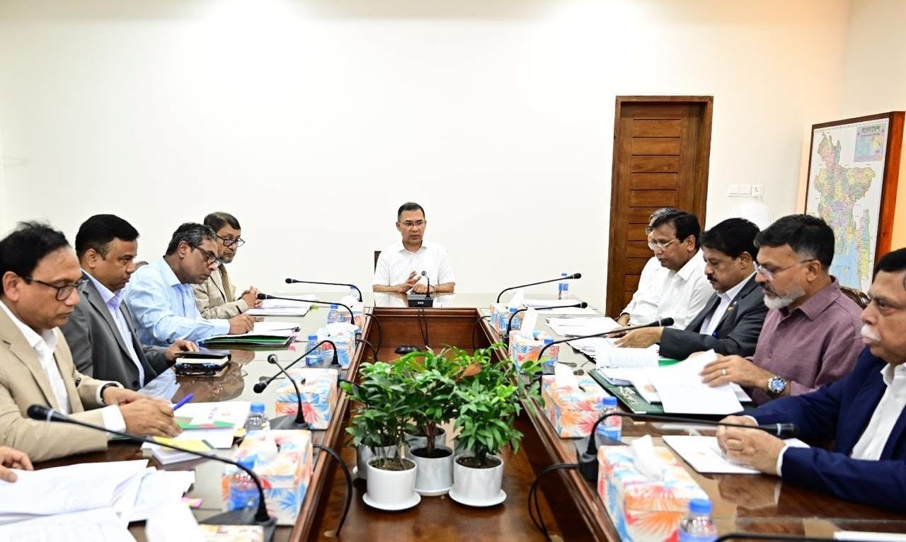 ডেঙ্গু প্রতিরোধে পাড়া-মহল্লায় মাইকিং ও জুমার খুতবায় সচেতনতা তৈরির নির্দেশ দিলেন প্রধানমন্ত্রী তারেক রহমান