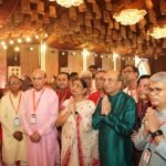 গুলশান-বনানী সার্বজনীন পূজা ফাউন্ডেশনের দুর্গোৎসবে অংশ নিলেন ভারতীয় হাইকমিশনার দীনেশ ত্রিবেদী
