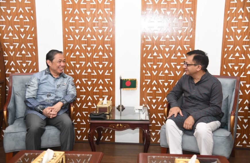 ইন্দোনেশিয়ার সঙ্গে বাণিজ্য ১০ বিলিয়ন ডলারে নিতে&hellip;