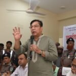 সরকারের ভাবমূর্তি রক্ষায় অপতথ্যের বিরুদ্ধে গণমাধ্যম কর্মীগণকে কার্যকর ভূমিকা রাখার আহ্বান বেসামরিক বিমান পরিবহন ও পর্যটন মন্ত্রীর